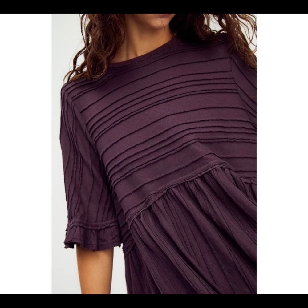FREE PEOPLE Take a Spin Tunic size S. Color: Black Honey ( deep maroon)